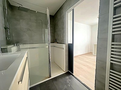 APPARTEMENT T2 A VENDRE - ST ETIENNE - 45 m2 - 39 000 &euro;