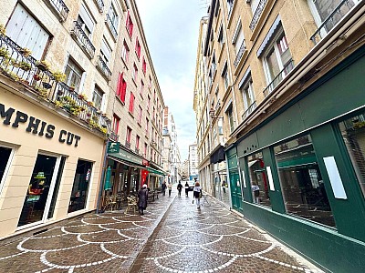 APPARTEMENT T3 A LOUER - ST ETIENNE - 60 m2 - 530 &euro; charges comprises par mois