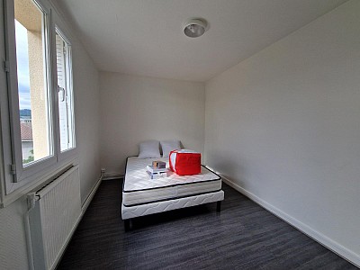 APPARTEMENT T3 A LOUER - ST ETIENNE - 52.69 m2 - 550 &euro; charges comprises par mois