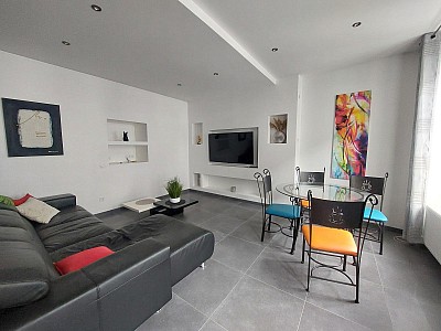 APPARTEMENT T3 A LOUER - ST ETIENNE - 64.67 m2 - 750 &euro; charges comprises par mois
