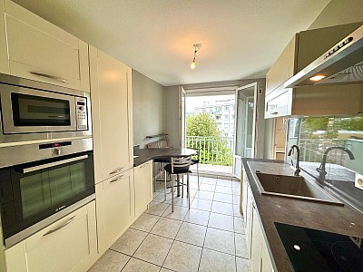 APPARTEMENT T3 A LOUER - ST ETIENNE - 76.86 m2 - 650 &euro; charges comprises par mois