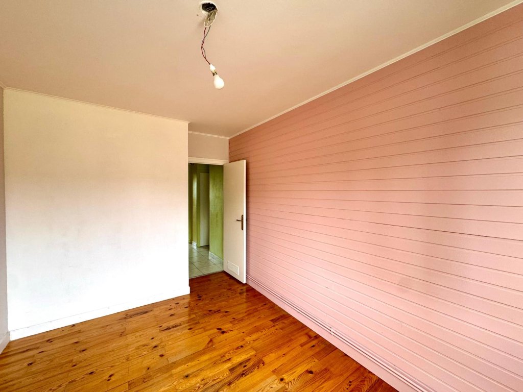 APPARTEMENT T3 A LOUER - ST ETIENNE - 76.86 m2 - 650 &euro; charges comprises par mois