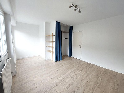 APPARTEMENT T3 A LOUER - ST ETIENNE - 65.11 m2 - 765 &euro; charges comprises par mois