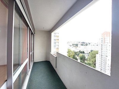 APPARTEMENT T3 A LOUER - ST ETIENNE - 78.36 m2 - 740 &euro; charges comprises par mois