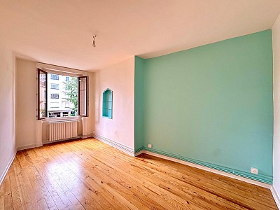 APPARTEMENT T3 A LOUER - ST ETIENNE - 84 m2 - 720 &euro; charges comprises par mois