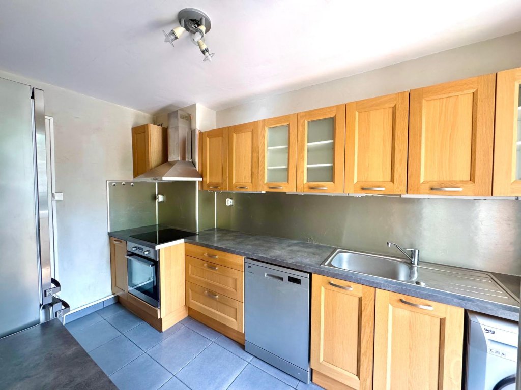 APPARTEMENT T3 A LOUER - ST ETIENNE - 57.35 m2 - 640 &euro; charges comprises par mois