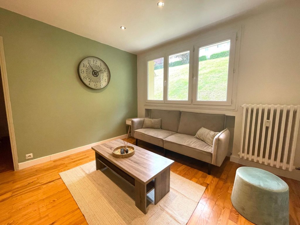 APPARTEMENT T3 A LOUER - ST ETIENNE - 54.51 m2 - 640 &euro; charges comprises par mois
