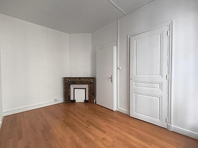 APPARTEMENT T3 A LOUER - ST ETIENNE - 82.19 m2 - 620 &euro; charges comprises par mois