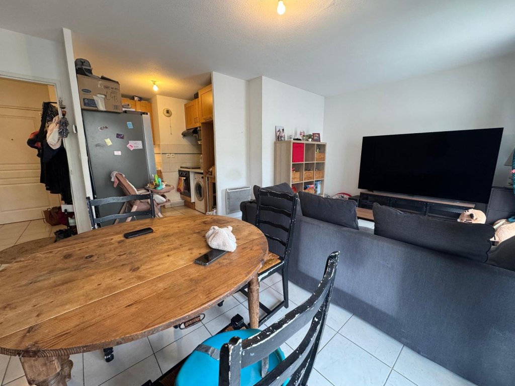 APPARTEMENT T3 A LOUER - ST ETIENNE - 64.19 m2 - 620 &euro; charges comprises par mois