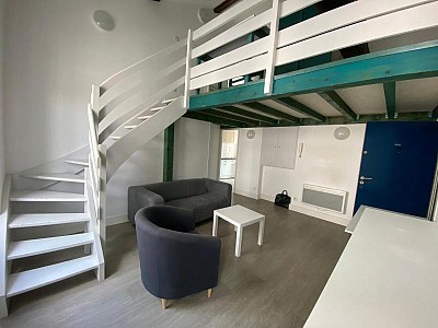 APPARTEMENT T3 A LOUER - ST ETIENNE - 50.34 m2 - 620 &euro; charges comprises par mois
