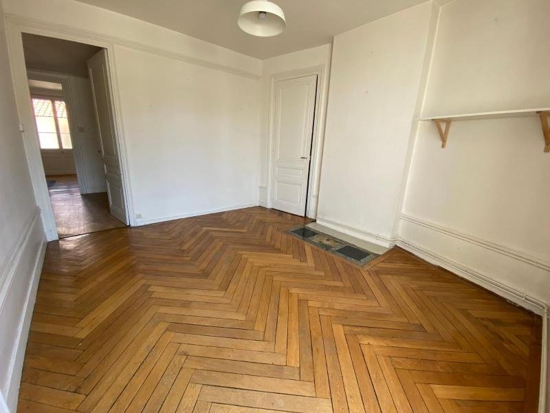 APPARTEMENT T3 A LOUER - ST ETIENNE - 80.44 m2 - 720 &euro; charges comprises par mois