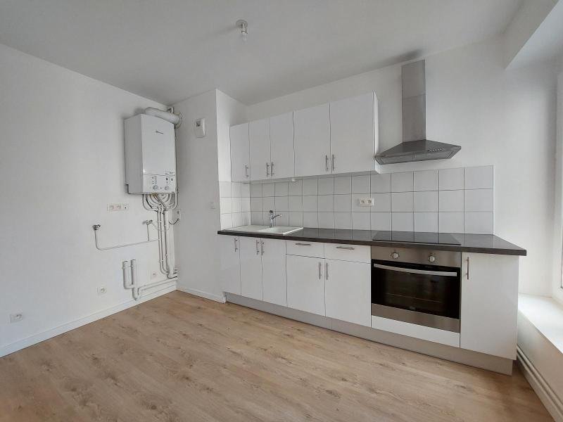 APPARTEMENT T3 A LOUER - ST ETIENNE - 62.95 m2 - 618 &euro; charges comprises par mois