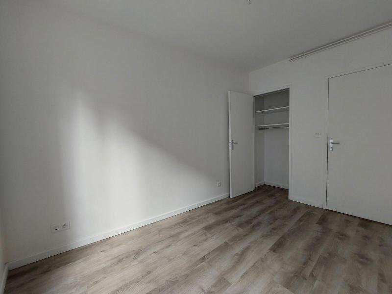 APPARTEMENT T3 A LOUER - ST ETIENNE - 62.95 m2 - 618 &euro; charges comprises par mois