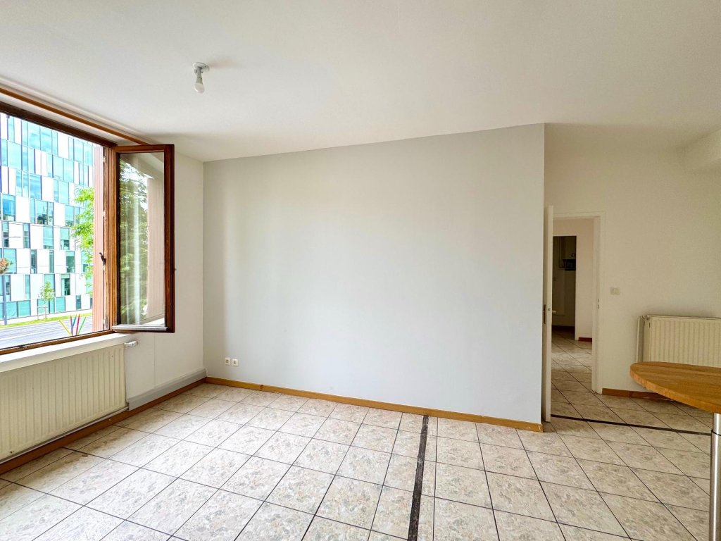 APPARTEMENT T3 A LOUER - ST ETIENNE - 51.3 m2 - 490 &euro; charges comprises par mois