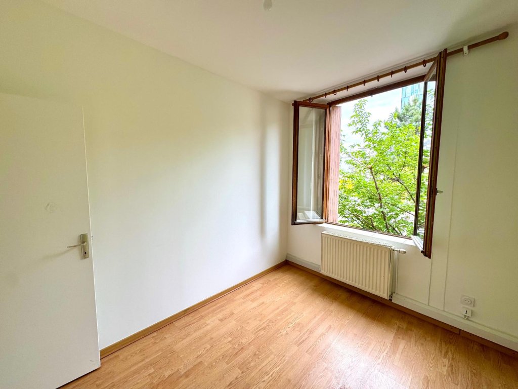 APPARTEMENT T3 A LOUER - ST ETIENNE - 51.3 m2 - 490 &euro; charges comprises par mois