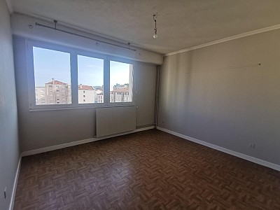 APPARTEMENT T3 A LOUER - ST ETIENNE - 70.92 m2 - 645 &euro; charges comprises par mois