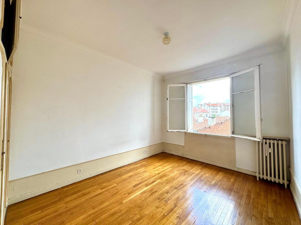 APPARTEMENT T3 A LOUER - ST ETIENNE - 74.9 m2 - 695 &euro; charges comprises par mois