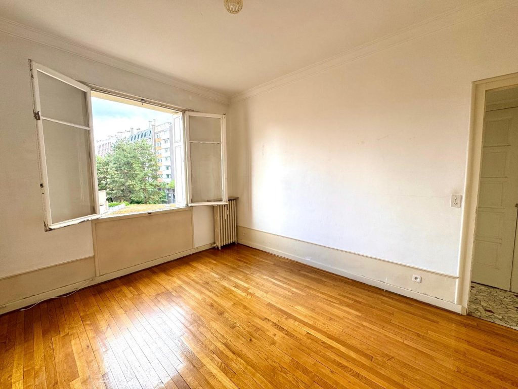 APPARTEMENT T3 A LOUER - ST ETIENNE - 74.9 m2 - 695 &euro; charges comprises par mois