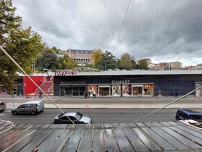 APPARTEMENT T3 A LOUER - ST ETIENNE - 79.43 m2 - 690 &euro; charges comprises par mois
