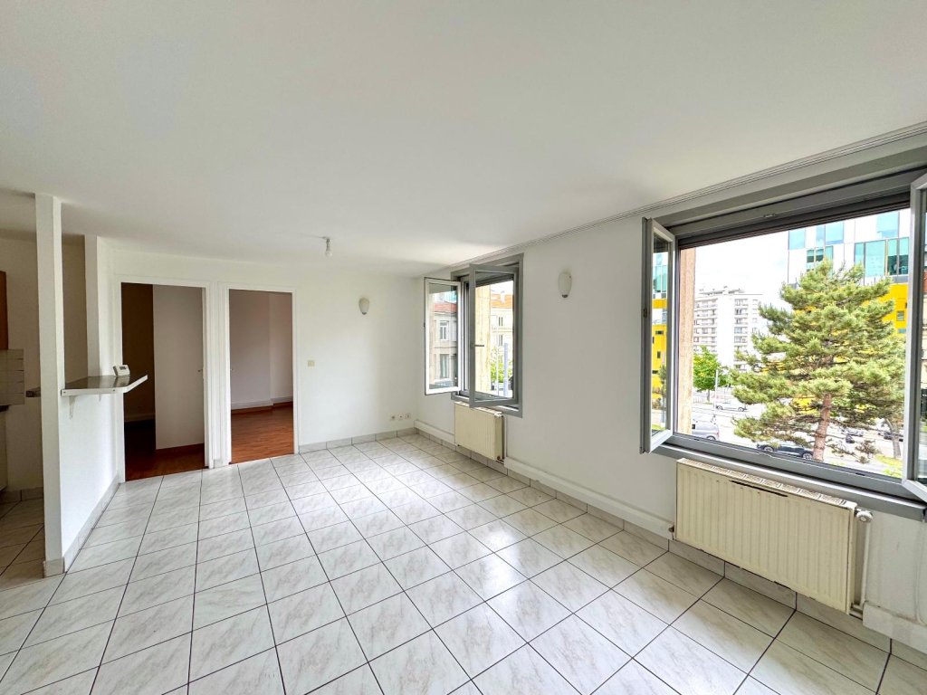 APPARTEMENT T3 A LOUER - ST ETIENNE - 49.45 m2 - 490 &euro; charges comprises par mois