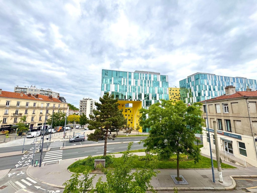 APPARTEMENT T3 A LOUER - ST ETIENNE - 49.45 m2 - 490 &euro; charges comprises par mois