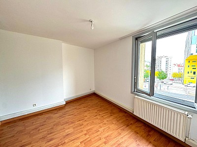 APPARTEMENT T3 A LOUER - ST ETIENNE - 49.45 m2 - 490 &euro; charges comprises par mois