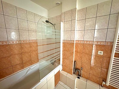 APPARTEMENT T3 A LOUER - ST ETIENNE - 49.45 m2 - 490 &euro; charges comprises par mois