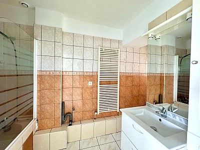 APPARTEMENT T3 A LOUER - ST ETIENNE - 49.45 m2 - 490 &euro; charges comprises par mois