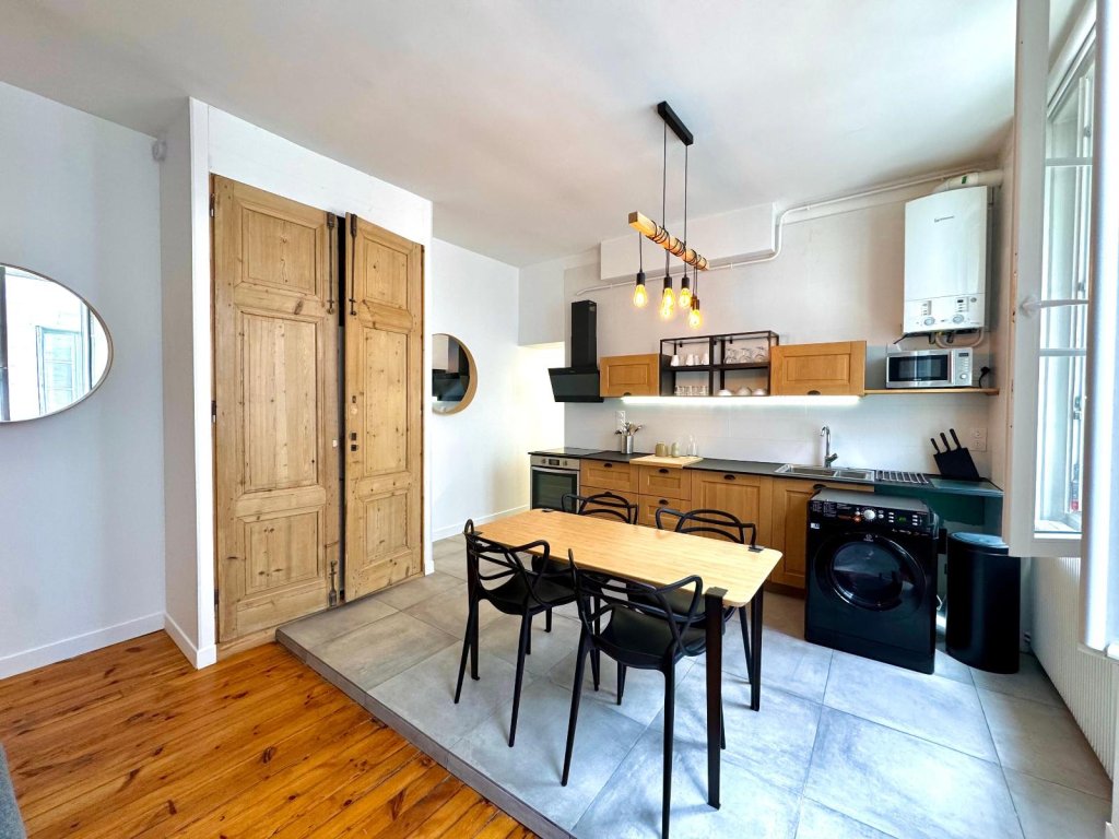 APPARTEMENT T3 A LOUER - ST ETIENNE - 51.59 m2 - 740 &euro; charges comprises par mois