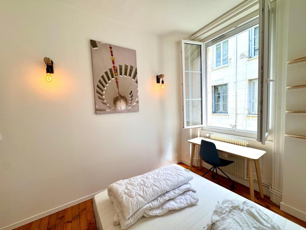 APPARTEMENT T3 A LOUER - ST ETIENNE - 51.59 m2 - 740 &euro; charges comprises par mois