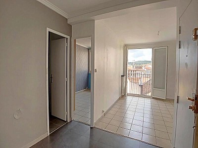 APPARTEMENT T3 A LOUER - ST ETIENNE - 67.74 m2 - 695 &euro; charges comprises par mois