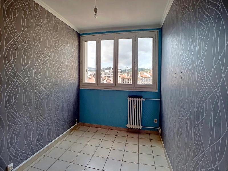 APPARTEMENT T3 A LOUER - ST ETIENNE - 67.74 m2 - 695 &euro; charges comprises par mois