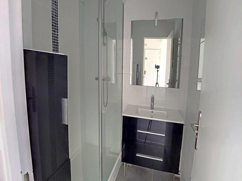 APPARTEMENT T3 A LOUER - ST ETIENNE - 67.74 m2 - 695 &euro; charges comprises par mois