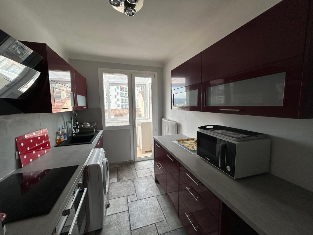 APPARTEMENT T3 A VENDRE - FIRMINY Centre Ville - 64 m2 - 60 990 &euro;