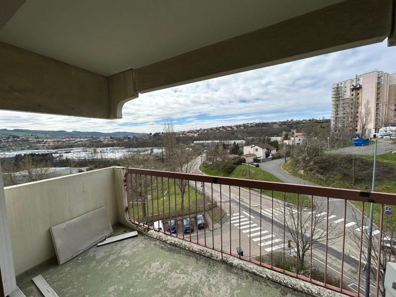 APPARTEMENT T3 A VENDRE - ST ETIENNE - 62 m2 - 45 000 &euro;
