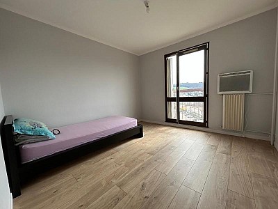 APPARTEMENT T3 A VENDRE - ST ETIENNE - 62 m2 - 45 000 &euro;