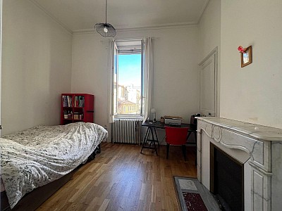 APPARTEMENT T3 A VENDRE - ST ETIENNE - 74 m2 - 60 000 &euro;