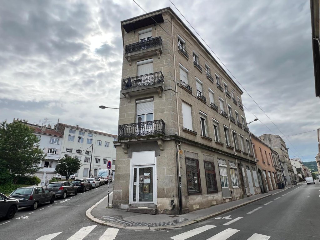 APPARTEMENT T3 A VENDRE - ST ETIENNE - 45 m2 - 22 000 &euro;