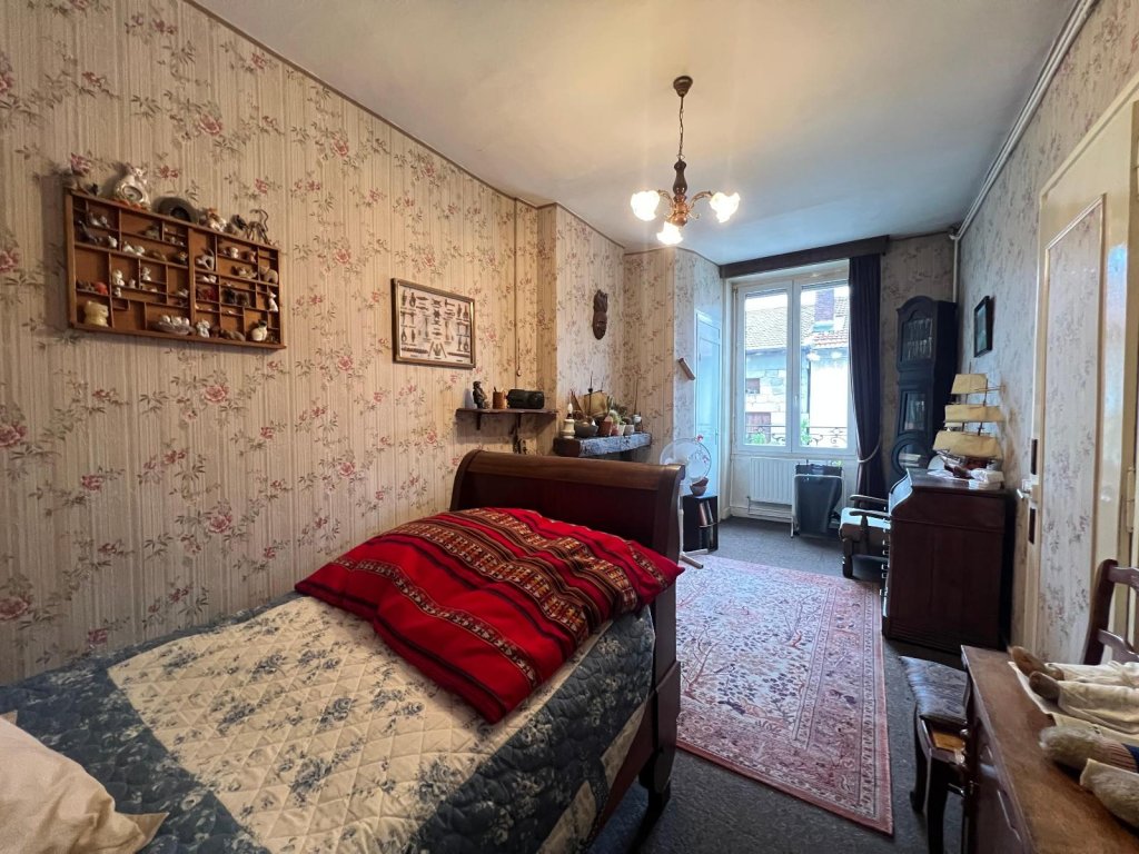 APPARTEMENT T3 A VENDRE - ST ETIENNE - 67 m2 - 39 000 &euro;