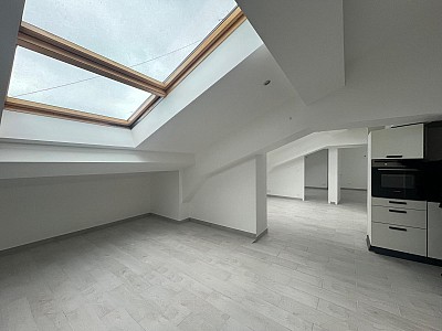APPARTEMENT T3 A VENDRE - ST ETIENNE - 76 m2 - 79 500 &euro;