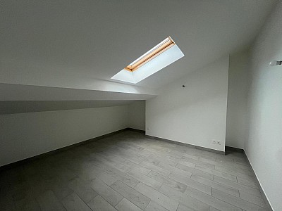 APPARTEMENT T3 A VENDRE - ST ETIENNE - 76 m2 - 79 500 &euro;