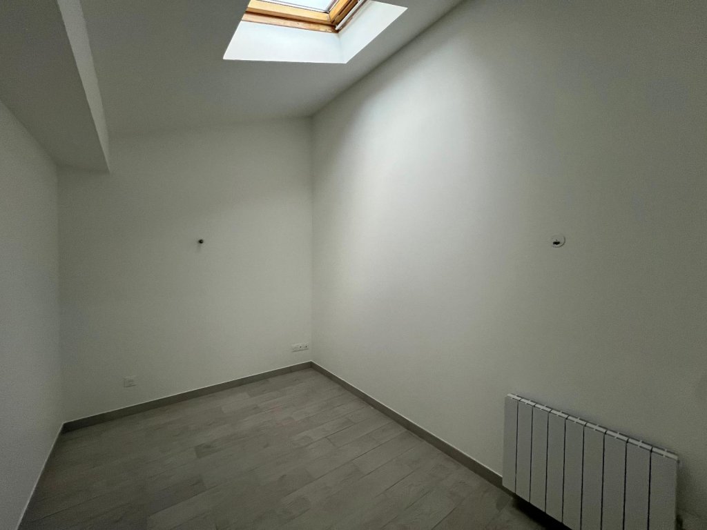 APPARTEMENT T3 A VENDRE - ST ETIENNE - 76 m2 - 79 500 &euro;