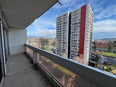 APPARTEMENT T3 A VENDRE - ST ETIENNE - 66 m2 - 75 000 €