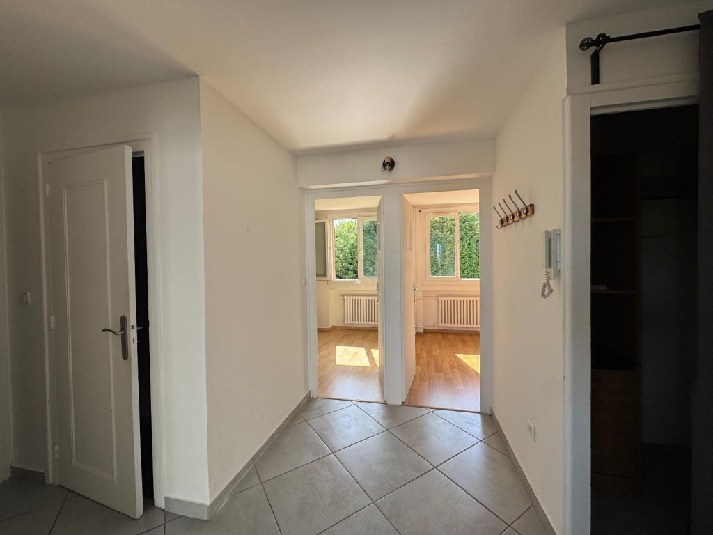 APPARTEMENT T3 A VENDRE - ST ETIENNE - 57 m2 - 75 000 &euro;
