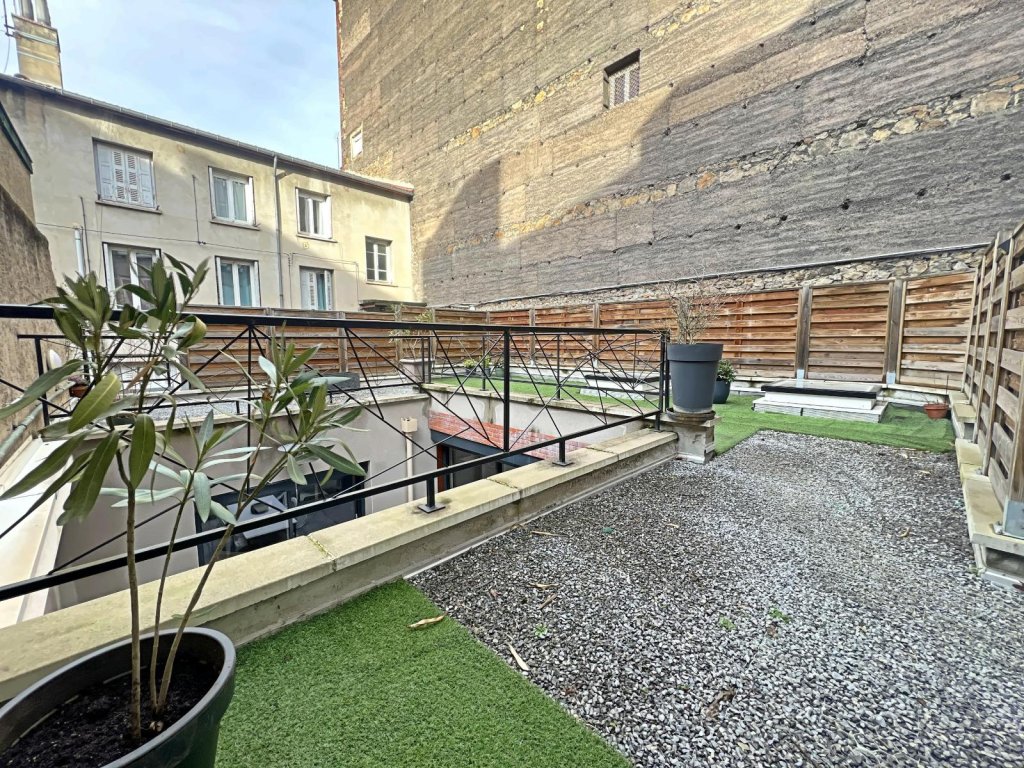APPARTEMENT T3 A VENDRE - ST ETIENNE Centre Ville - 93 m2 - 199 000 &euro;