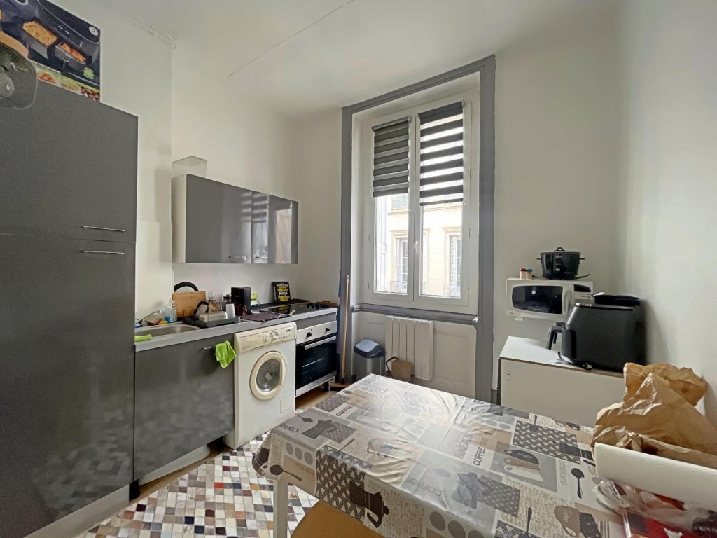 APPARTEMENT T3 A VENDRE - ST ETIENNE Centre Ville - 47.8 m2 - 97 000 &euro;