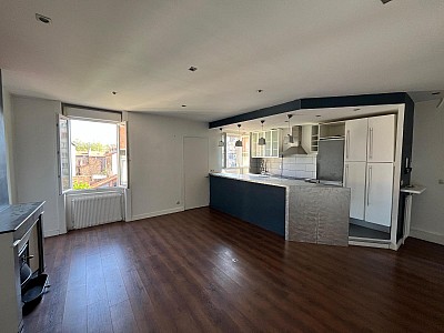 APPARTEMENT T3 A VENDRE - ST ETIENNE - 71 m2 - 85 000 &euro;
