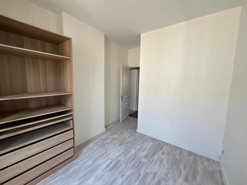 APPARTEMENT T3 A VENDRE - ST ETIENNE - 71 m2 - 85 000 &euro;