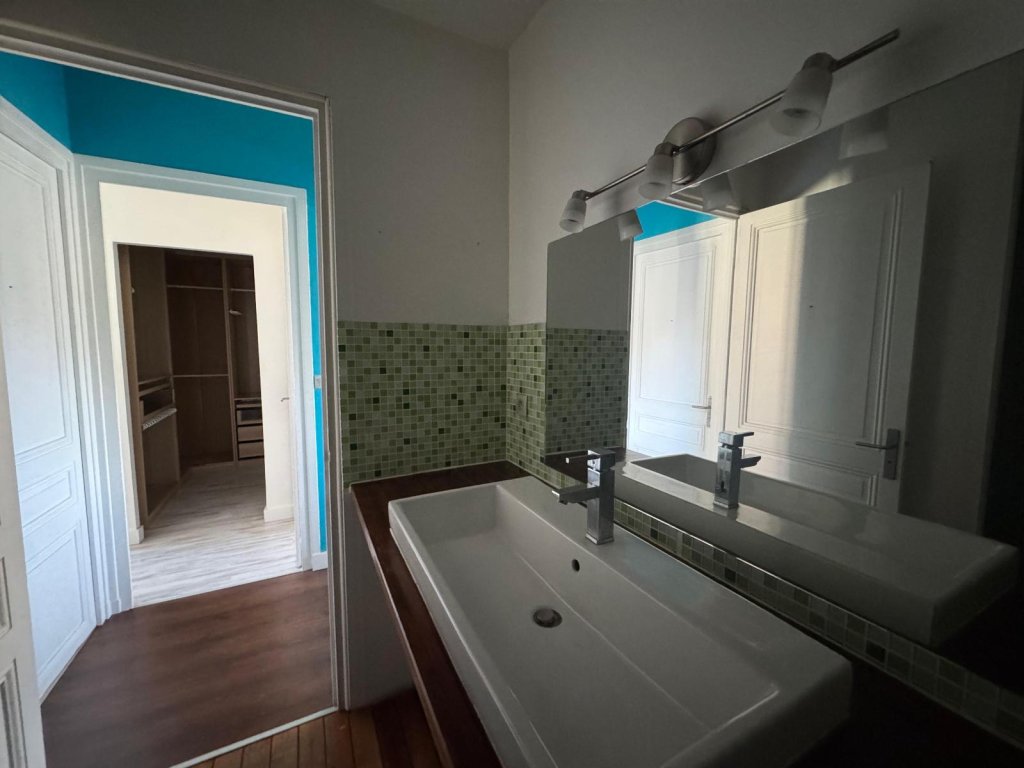 APPARTEMENT T3 A VENDRE - ST ETIENNE - 71 m2 - 85 000 &euro;