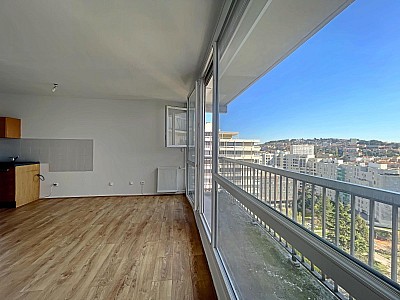 APPARTEMENT T3 A VENDRE - ST ETIENNE Centre Ville - 52.44 m2 - 75 000 &euro;